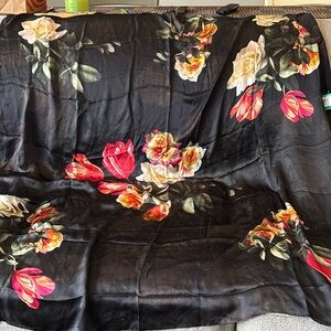 Larioseta 100% silk Floral Black Scarf